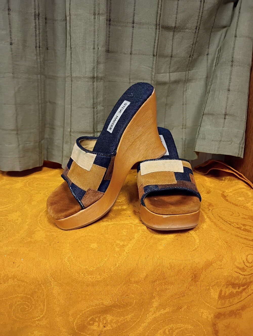 Vintage Steve Madden Patchwork Wooden Wedges Size 8 Y2K